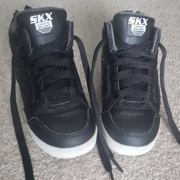 Tommy Hilfiger Toddler and Kids Skechers Sneakers SZ 7 - Picture 16 of 16